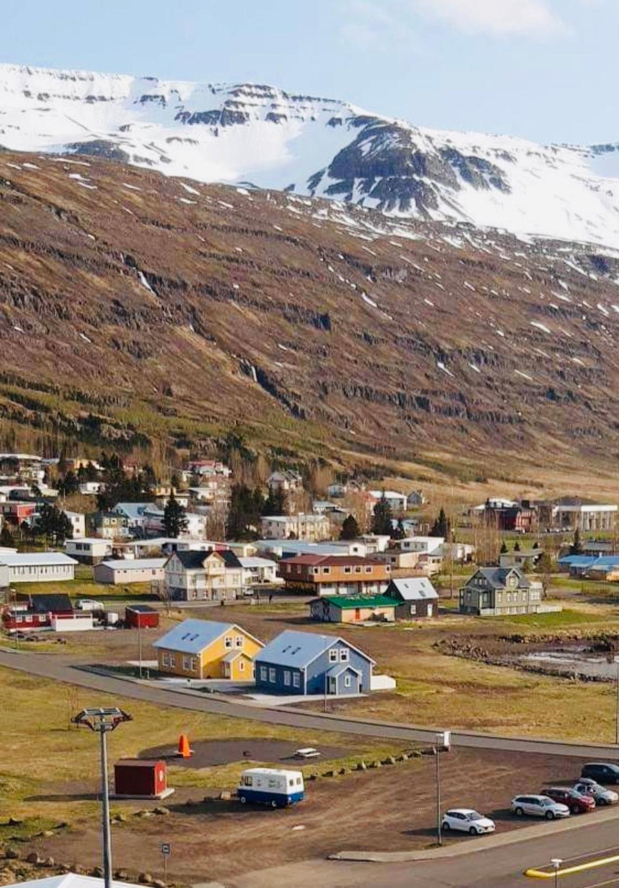 Lonsleira Apartments Seyðisfjörður Esterno foto