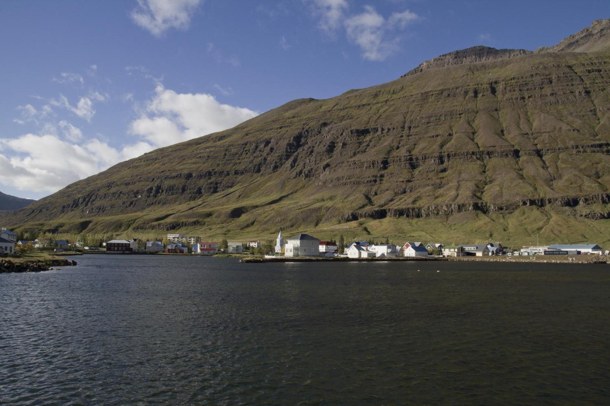 Lonsleira Apartments Seyðisfjörður Camera foto
