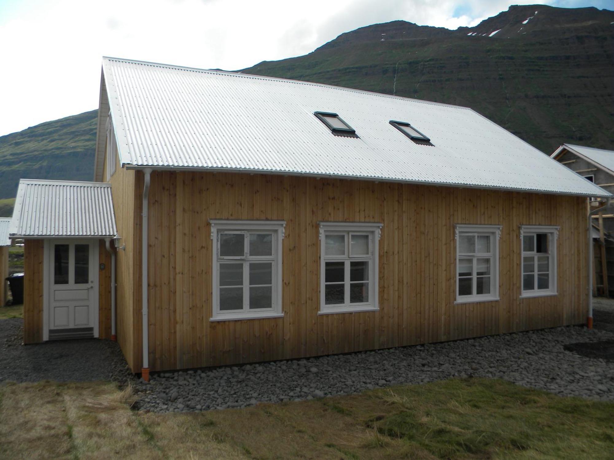 Lonsleira Apartments Seyðisfjörður Camera foto