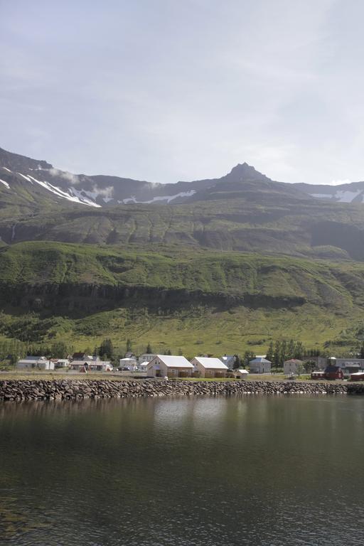 Lonsleira Apartments Seyðisfjörður Camera foto