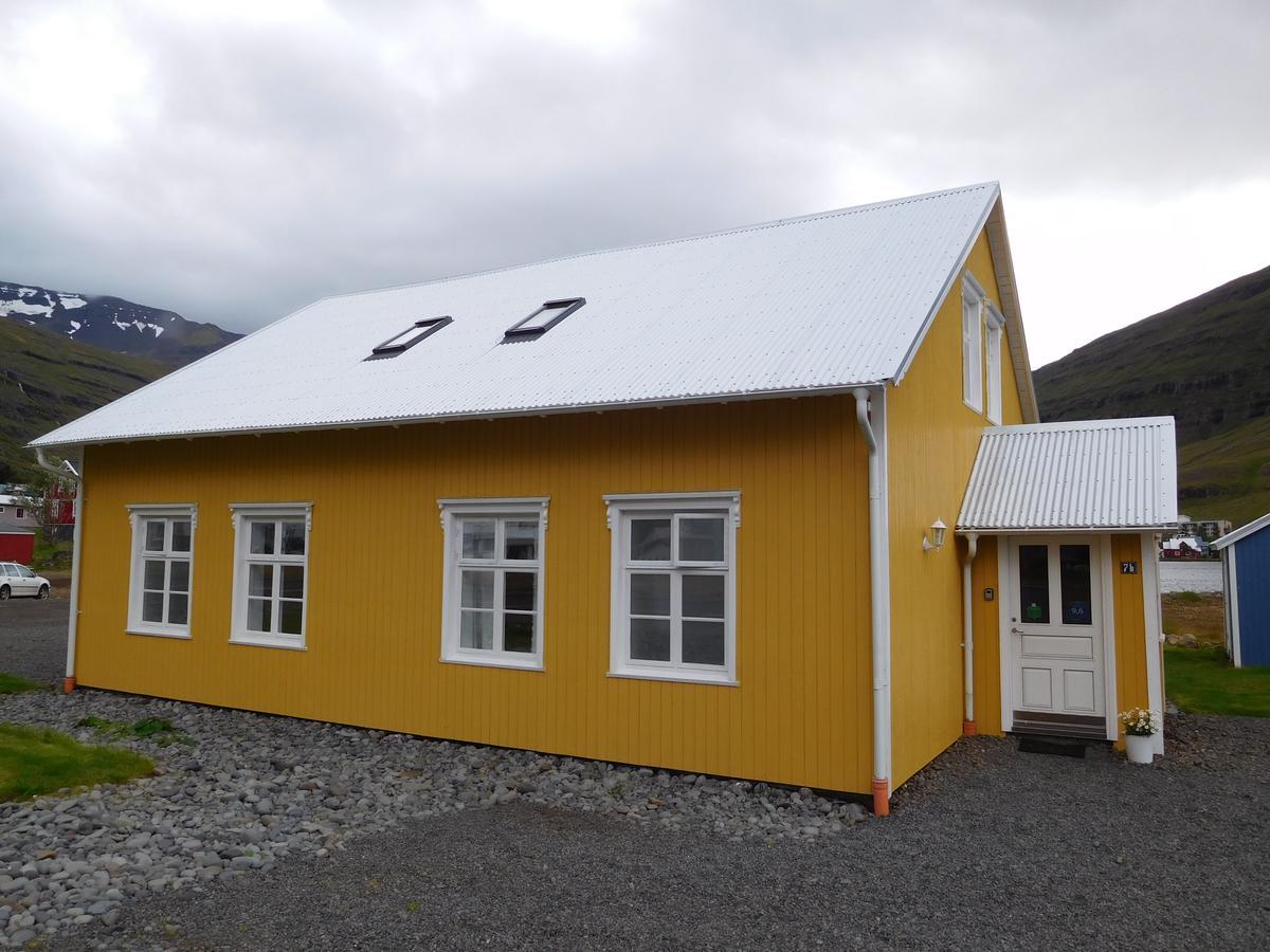 Lonsleira Apartments Seyðisfjörður Esterno foto